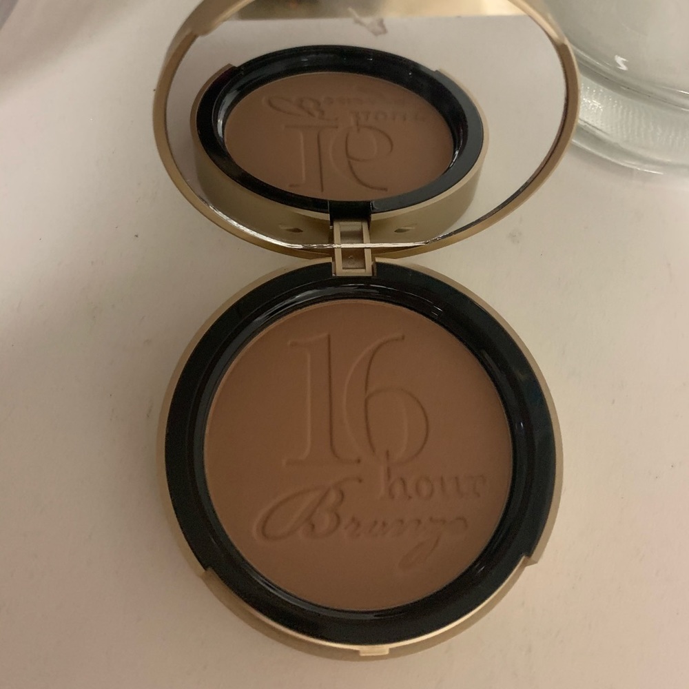Too faced 16 hour bronzer